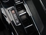 Peugeot 3008 (2023) GT e-Hybrid 225 - náhled 13