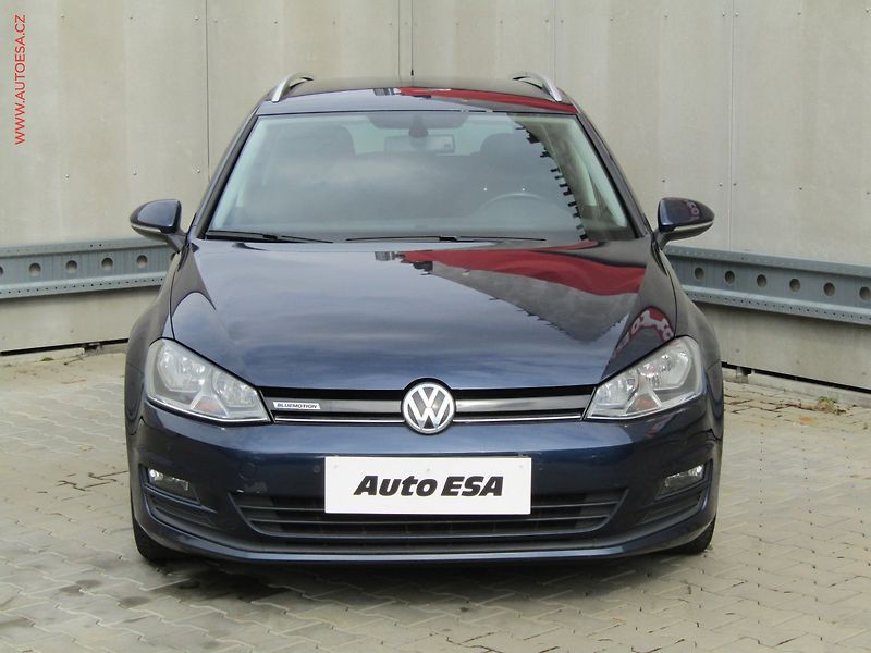 Volkswagen Golf (2016) 1.0 TSi, Navi - fotka 2 z 20