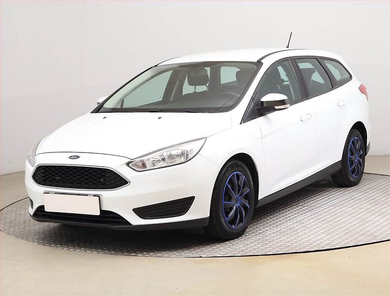 Ford Focus (2017) 1.6 i - fotka 2 z 15
