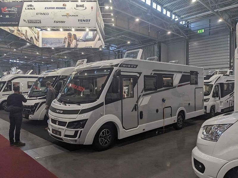 Na Caravaningu se představily expediční speciály, které zvládnou projet i Saharou