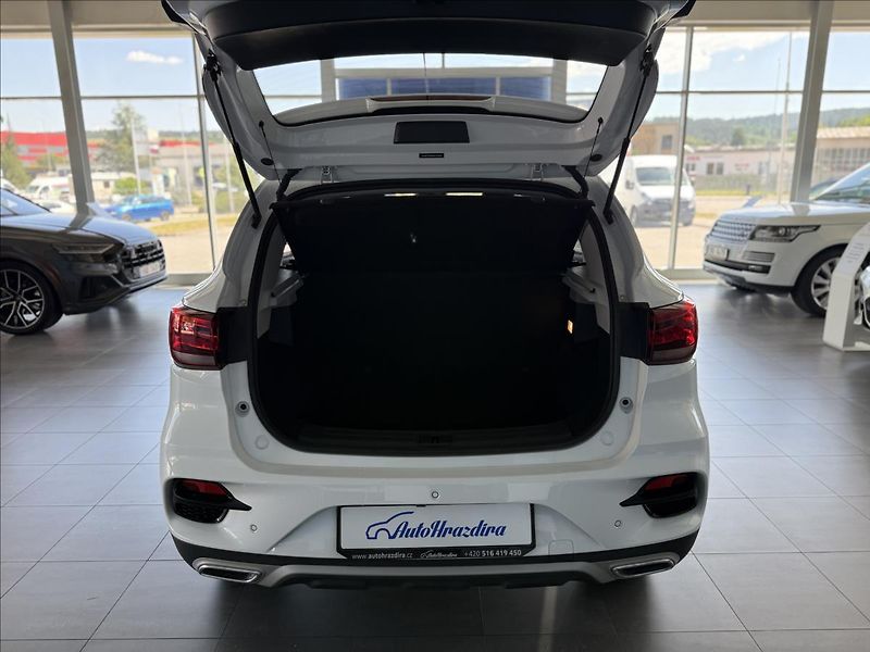 MG ZS 1,0   82kW,EXCLUSIVE,AUTOMAT,Č - fotka 27 z 29