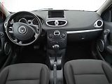Renault Clio (2009) 1.6i, AT, navi, AC - náhled 8