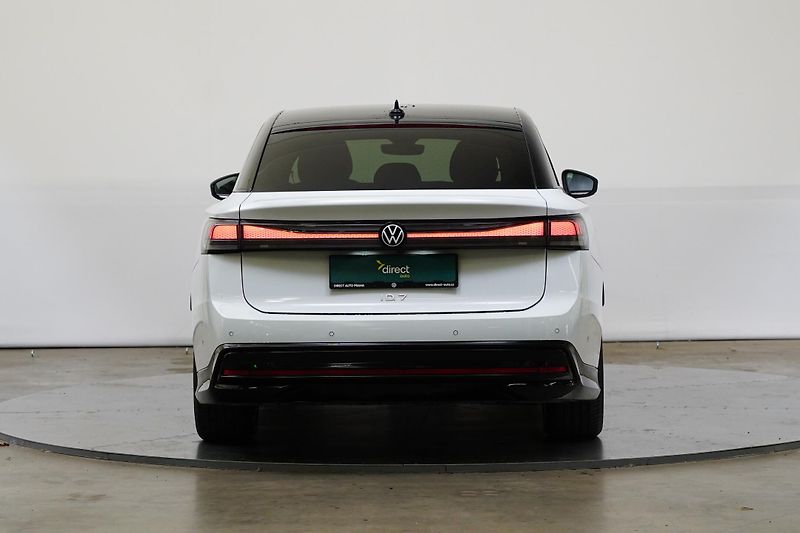 Volkswagen ID.7 - fotka 6 z 26