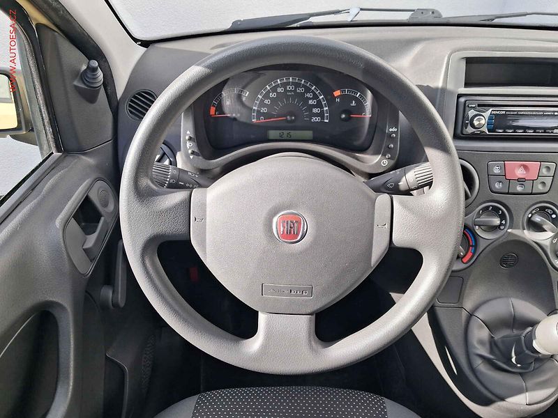 Fiat Panda (2009) 1.1i, ČR - fotka 11 z 12