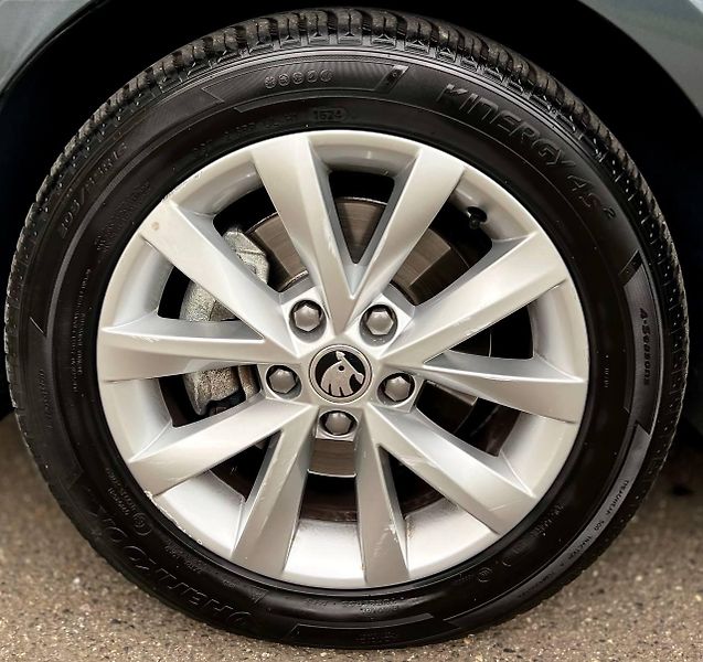 Škoda Octavia (2018) III FL COMBI 2.0 TDI DSG - fotka 13 z 28