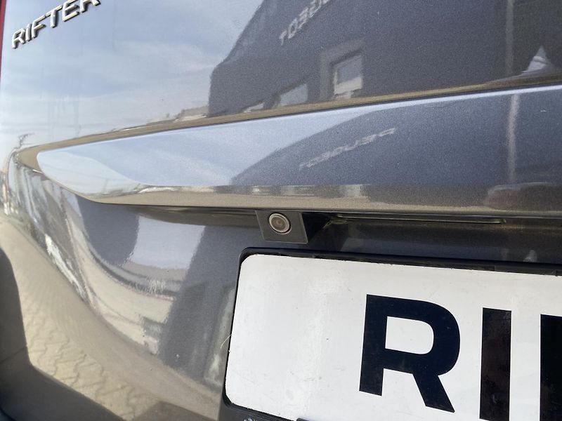 Peugeot Rifter (2021)  ALLURE 1.5 BlueHDi 100 MAN6 - fotka 7 z 22