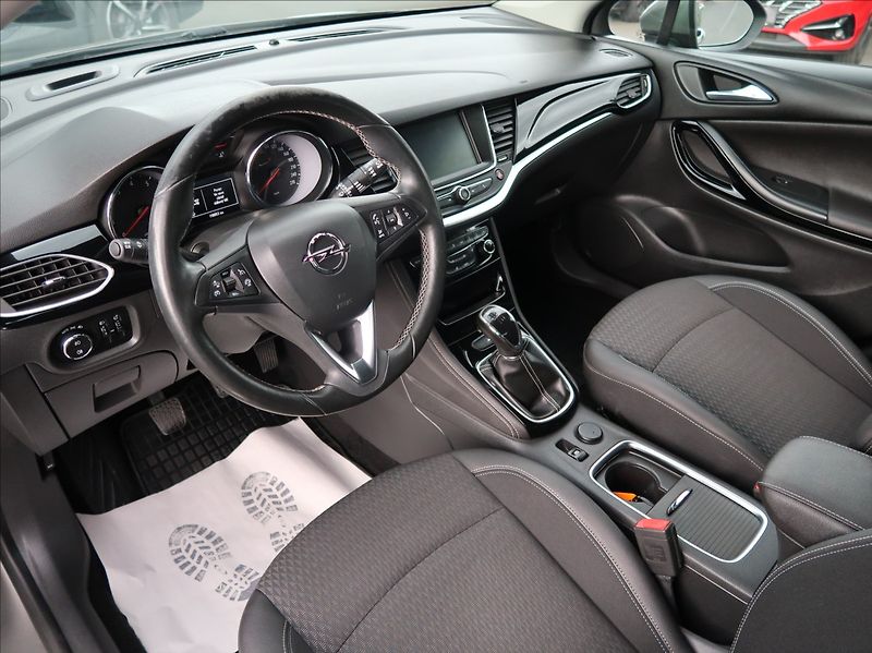 Opel Astra 1,4 Turbo,92kW,NovéČR,Serv.kn. - fotka 9 z 28