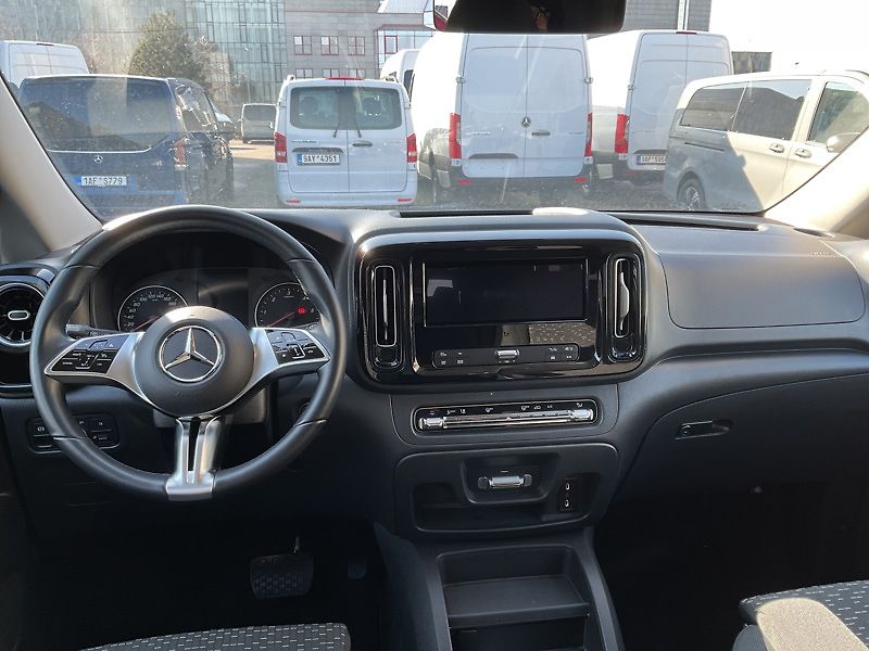 Mercedes-Benz Vito 119 CDI Tourer SELECT - fotka 9 z 11