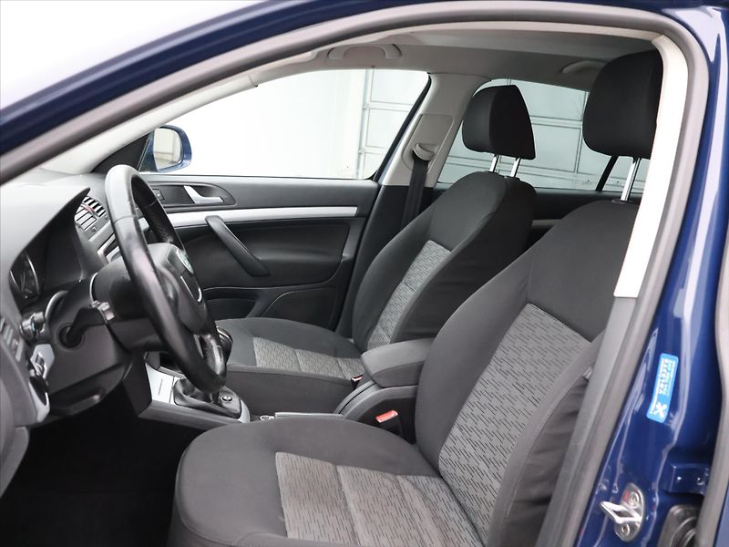 Škoda Octavia 1,2 TSI 77kW CZ Ambiente - fotka 10 z 24