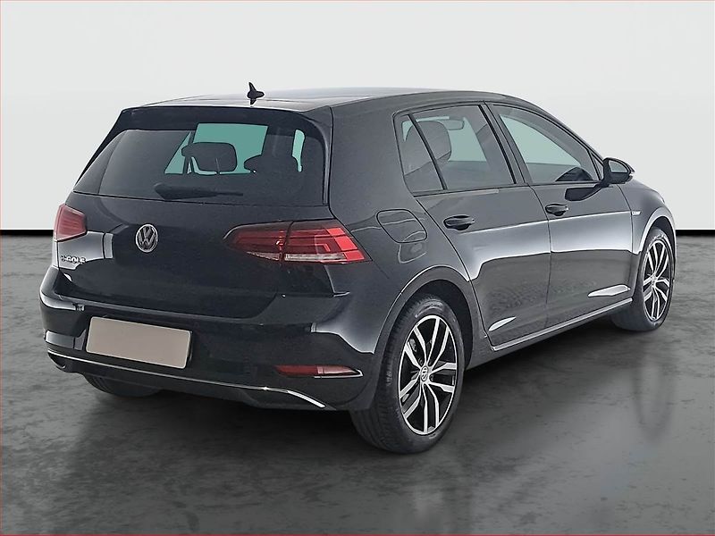 Volkswagen Golf (2019) 32 kWh - 37 Ah, Automat - fotka 5 z 21