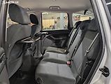 Ford C-MAX 1.8 TDCi 85kW GHIA, PDC, TEMP - náhled 12