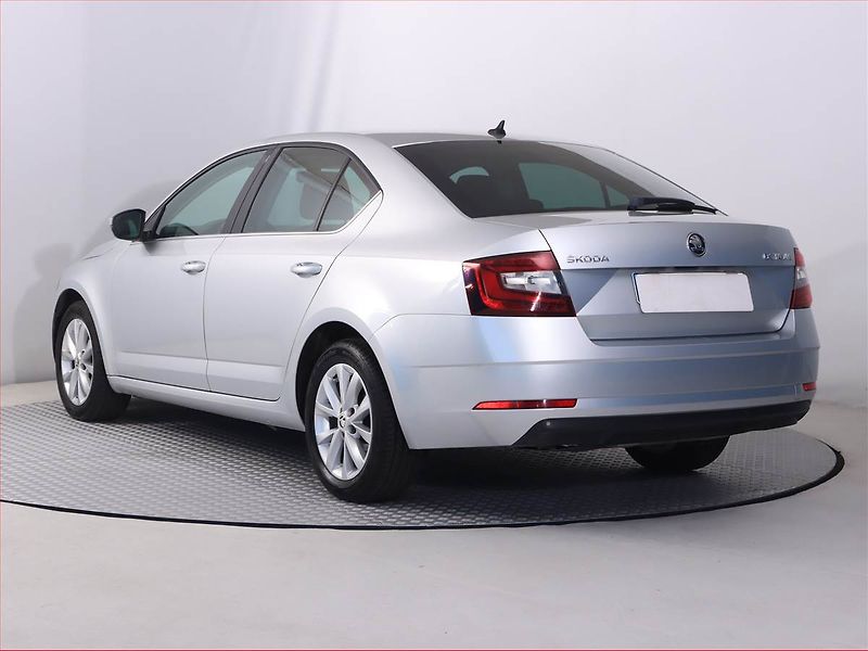 Škoda Octavia (2017) Style 1.6 TDI, Tempomat - fotka 4 z 19