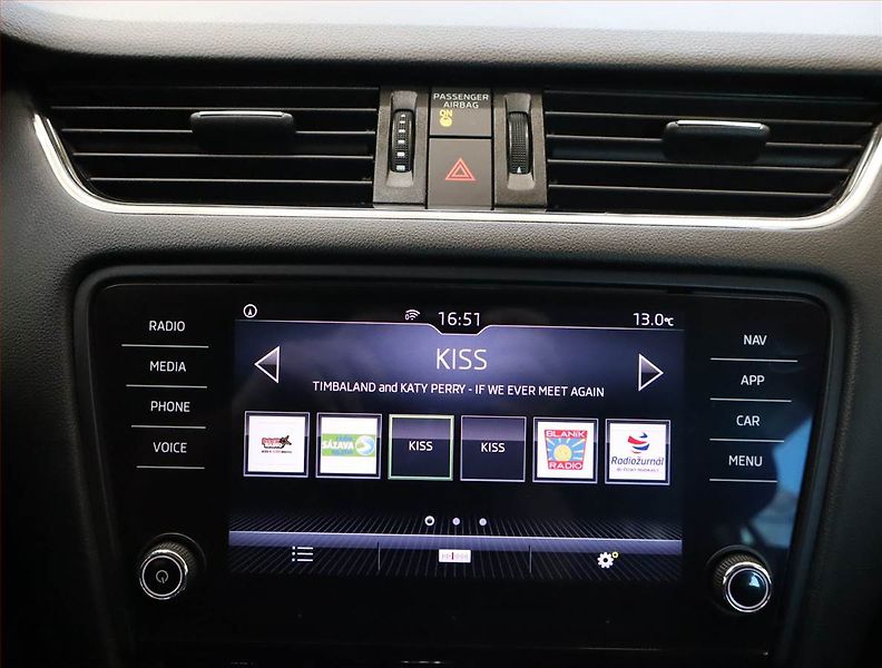 Škoda Octavia (2017) 2.0 TDI, Automat, Navi - fotka 12 z 22