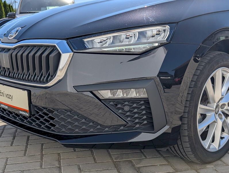 Škoda Scala (2025) 1,0 TSI / 85 kW Top Selection - fotka 16 z 30