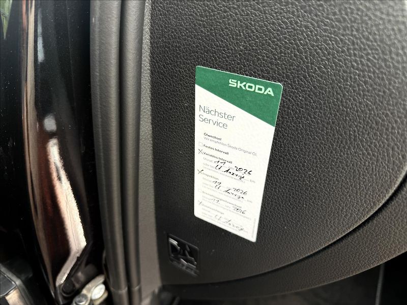 Škoda Superb 2,0 TDi 4x4 DSG SportLine - fotka 11 z 34