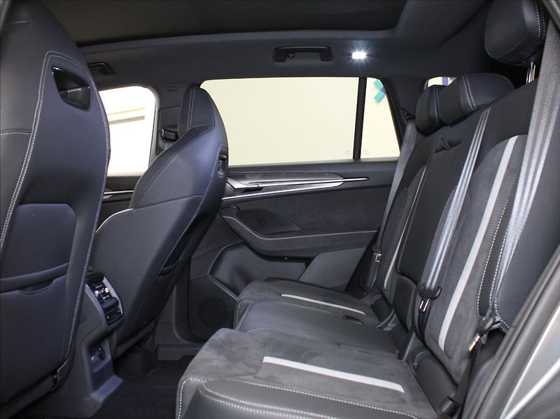 Škoda Kodiaq 2,0 TDi 4x4 Sportline PANO. TZ - fotka 7 z 27