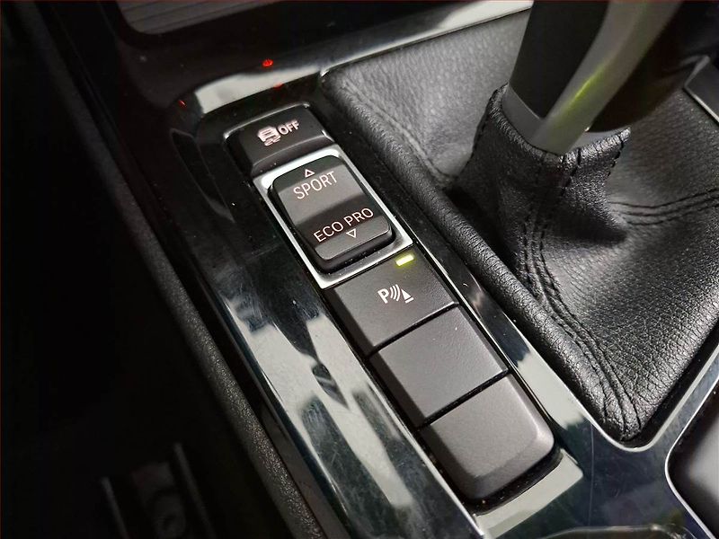 BMW X2 (2019) M Paket sDrive20i, Automat - fotka 22 z 27