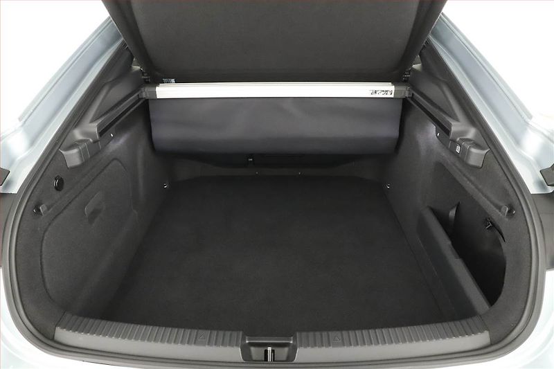 Škoda Superb (2025) 2.0 TDI, Sportline - fotka 20 z 21