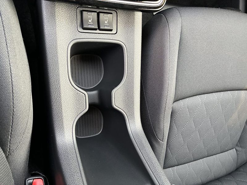 Toyota Corolla Cross 1.8 Hybrid MC25 Style - fotka 24 z 25