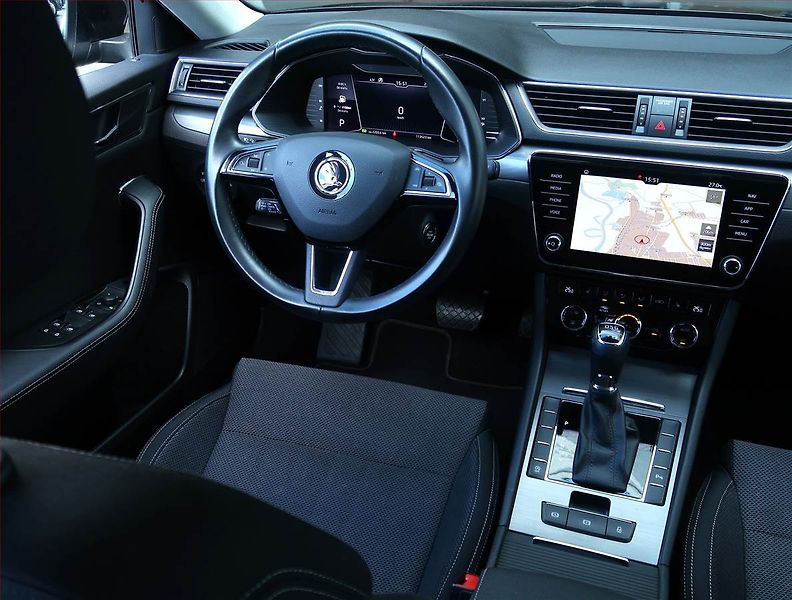 Škoda Superb (2020) 2.0 TDI - fotka 7 z 21