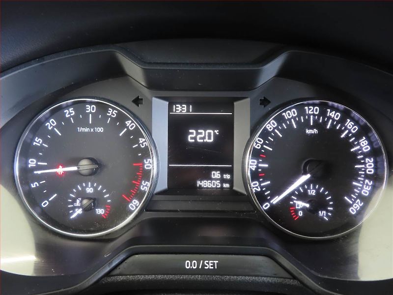 Škoda Octavia (2014) 1.6 TDI - fotka 11 z 13