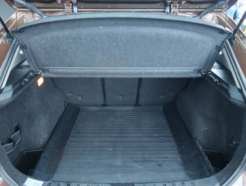 Volkswagen Passat (2015) 2.0 TDI, Navi, Tempomat - fotka 11 z 18