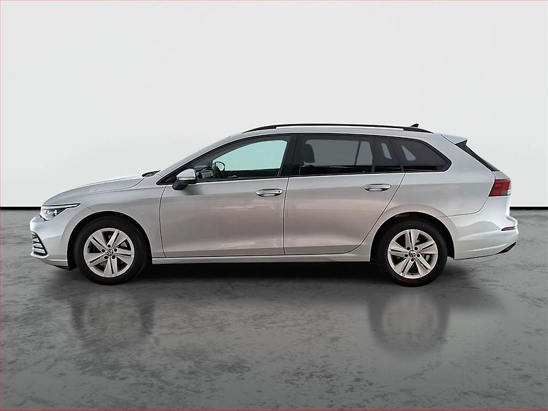Volkswagen Golf (2021) Life 1.5 TSI, Serv.kniha - fotka 3 z 19