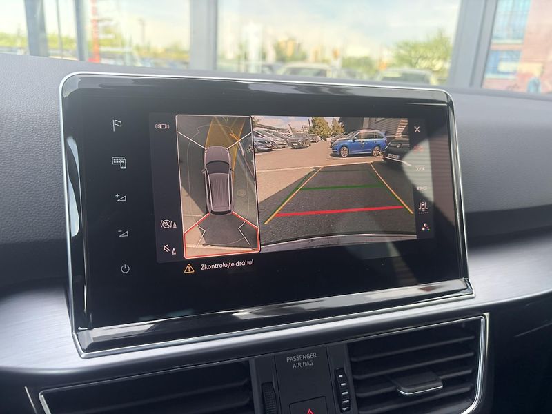 Seat Tarraco 2.0TSi FR 4WD 140kW - fotka 23 z 27