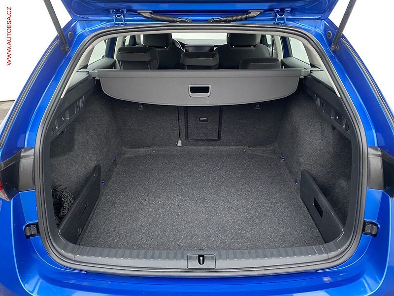Škoda Octavia (2021) 2.0 TDi, ČR, Style, DSG - fotka 7 z 18