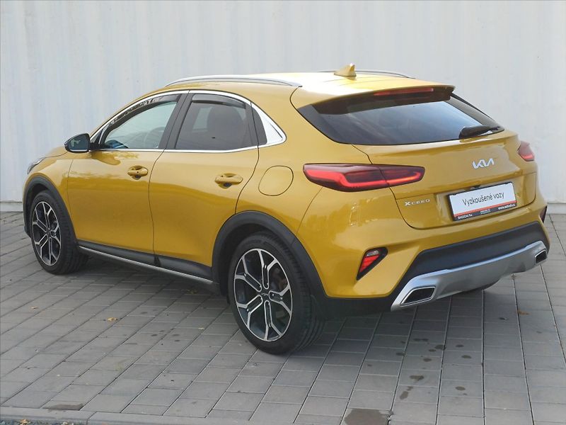 Kia XCeed 1,5 1.5 T-GDI 117kW 7DCT - fotka 26 z 30