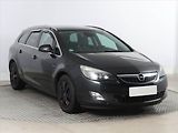 Opel Astra (2012) 1.7 CDTI, po STK, Tažné - náhled 1