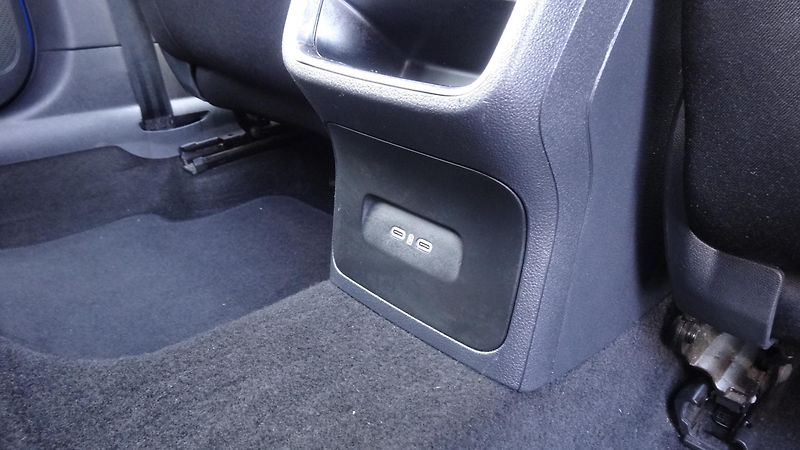 Škoda Octavia Kom.2.0TDi taž.zař. Style plus - fotka 19 z 25