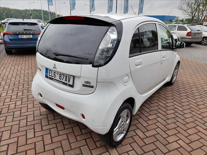 Mitsubishi Ostatní I-MIEV SOH 82,6 - fotka 4 z 15