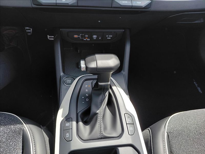 Kia K4 1,6   T-GDI SW 7DCT GT-LINE - fotka 12 z 17