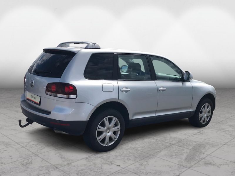 Volkswagen Touareg A 3,0 TDI - fotka 2 z 26