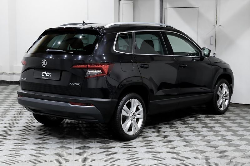 Škoda Karoq 1.5 TSI 110 kW - fotka 6 z 38