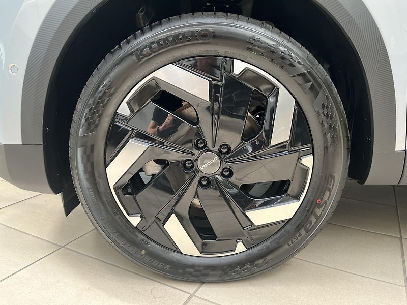 Omoda 7 (2026) 1.6 TGDI PREMIUM - fotka 15 z 15