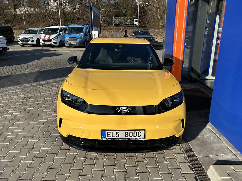 Ford Capri Premium AWD 79 kWh 250kW - fotka 2 z 38