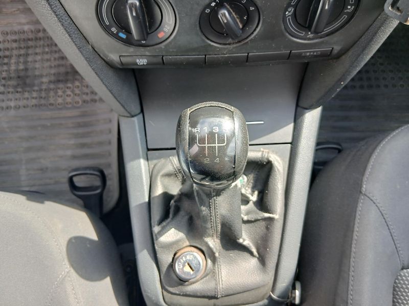 Škoda Octavia 1.9 TDI, nová STK - fotka 20 z 27
