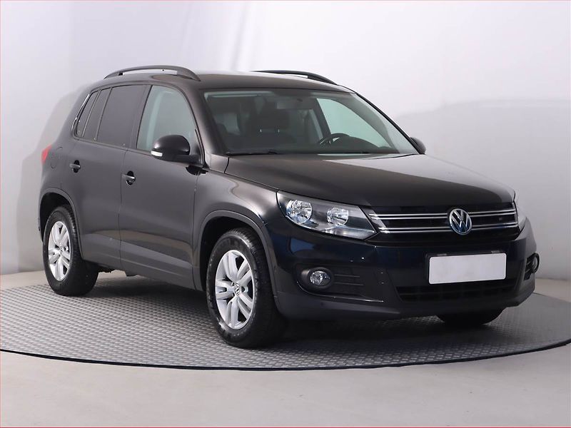 Volkswagen Tiguan (2015) 2.0 TDI, Serv.kniha, Navi - fotografie inzerátu