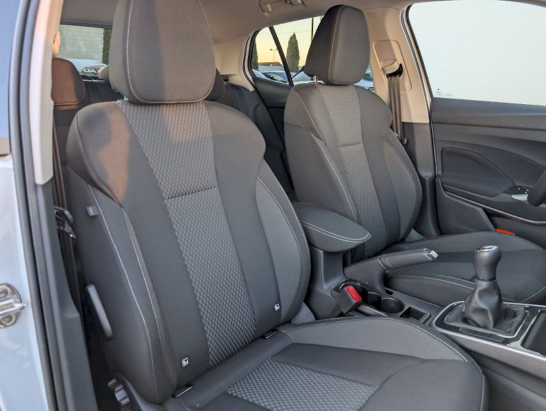 Škoda Fabia (2024) 1.0 TSI / 70 kW Top Selection - fotka 10 z 30