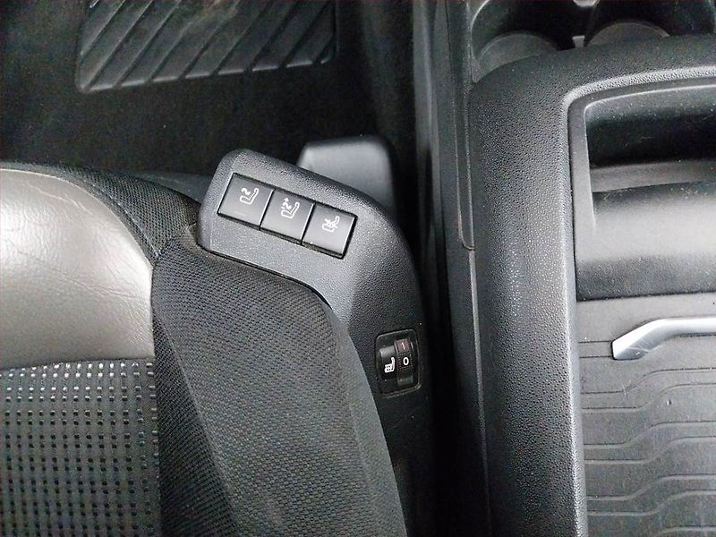 Citroën C4 Picasso (2015) 2.0 HDI, Automat, 7 míst - fotka 22 z 22