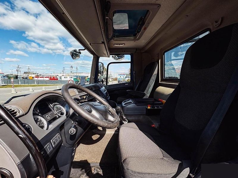 Tatra (2015) T 158 Phoenix 6x6 JNK EURO 6 - fotka 9 z 16