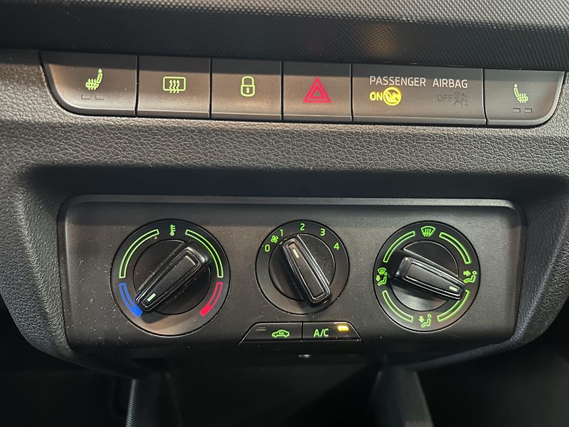 Škoda Fabia (2022) 1.0TSi 70kW Klima Alu - fotka 8 z 24