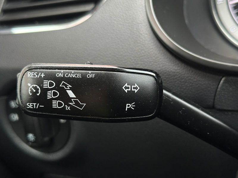 Škoda Octavia Combi 1.0TSi DSG Smartlink 2Z. - fotka 14 z 38