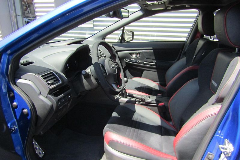 Subaru WRX STI (2018) Final Edition ČR zánovní stav - fotka 13 z 47