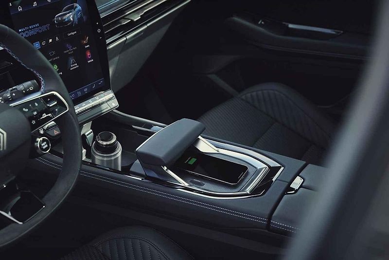 Renault Austral v modernizované podobě jsme zkoušeli blízko Barcelony.