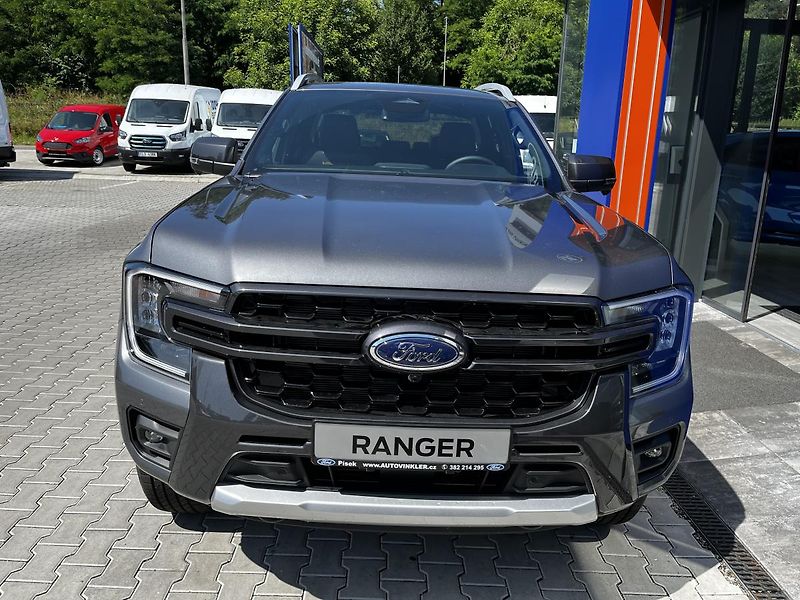 Ford Ranger Wildtrak 2.0 EcoBlue Bi-Turbo - fotka 2 z 42