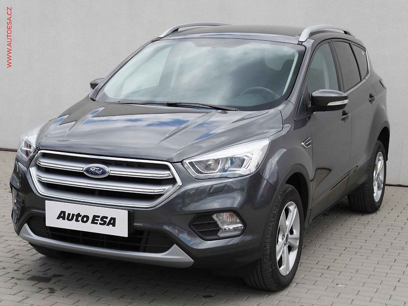 Ford Kuga (2019) 1.5TDCi, servis.kniha - fotka 3 z 19