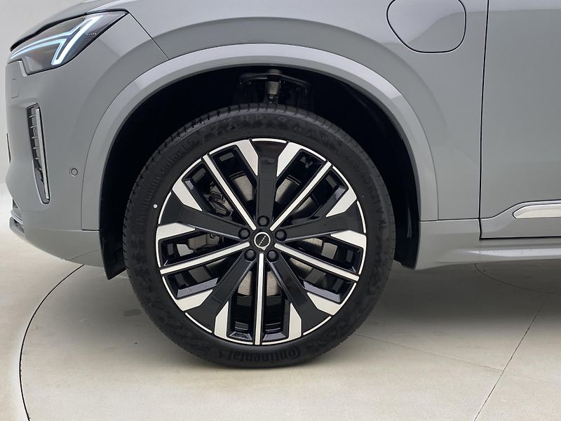 Volvo XC90 (2026) T8 AWD Plug-in BRIGHT ULTRA - fotka 18 z 75